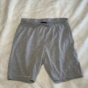 White Fox Gray women’s biker Shorts